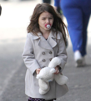 Suri Cruise Can Have Her Pacifier For As Long As She Wants!