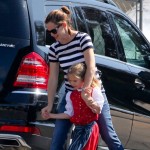 Jennifer Garner with Violet Jennifer Garner with Violet
