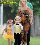 Tori Spelling and Kids Go to Ballet