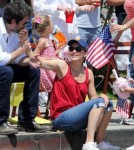 Jennifer Garner and Ben Affleck Take Their Daughters Violet and Seraphina to a July 4th Parade