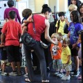 Octomom Nadya Suleman Going Through Airport Security With Her 14 Children