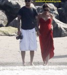 Victoria Beckham Pregnant on the Beach With David Beckham and Children - July 4th