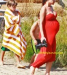 Victoria Beckham Pregnant on the Beach With David Beckham and Children - July 4th