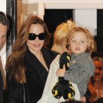 Angelina Jolie takes her children for a playdate with Gwen Stefani's boys after visiting Gwen's home in London Angelina Jolie takes her children for a playdate with Gwen Stefani's boys after visiting Gwen's home in London
