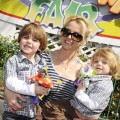 BRITNEY SPEARS AND FAMILY AT DISNEY WORLD - MARCH 5, 2009