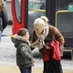 Gwen Stefani takes her two children to the Aquarium Gwen Stefani takes her two children to the Aquarium
