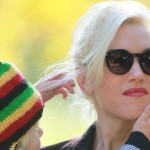 Gwen Stefani enjoys a day in the park playing on the swings with her two sons Kingston and Zuma Gwen Stefani enjoys a day in the park playing on the swings with her two sons Kingston and Zuma