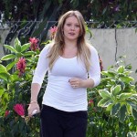Hilary Duff at her mother's house in Toluca Lake, California yesterday (November 23). Hilary Duff at her mother's house in Toluca Lake, California yesterday (November 23).