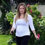 Hilary Duff at her mother's house in Toluca Lake, California yesterday (November 23). Hilary Duff at her mother's house in Toluca Lake, California yesterday (November 23).