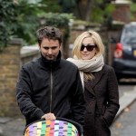 Kate Hudson and Matthew Bellamy wrap up warm as they stroll with their baby son, Bingham Hawn Bellamy, in London. Kate Hudson and Matthew Bellamy wrap up warm as they stroll with their baby son, Bingham Hawn Bellamy, in London.