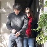 Ben Affleck and Jennifer Garner out visiting a friend's house (December 29) Ben Affleck and Jennifer Garner out visiting a friend's house (December 29)
