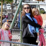 Pregnant Jennifer Garner takes her daughters Violet and Seraphina to play at a Santa Monica park. Pregnant Jennifer Garner takes her daughters Violet and Seraphina to play at a Santa Monica park.