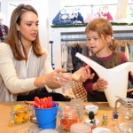 Jessica Alba and daughter Honor at the Splendid store opening event (December 4)