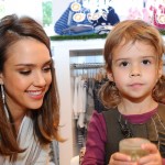 Jessica Alba and daughter Honor at the Splendid store opening event (December 4)
