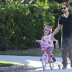Tobey Maguire Takes Ruby For A Bike Ride Tobey Maguire Takes Ruby For A Bike Ride