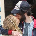 Sienna Miller & Tom Sturridge Kissing