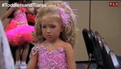 Toddlers & Tiaras and One Angry Pageant Mom (Video)