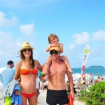 alessandra-ambrosio-pregnant-family-vacation-1 alessandra-ambrosio-pregnant-family-vacation-1