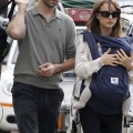 Natalie Portman and Benjamin Millepied visiting friends with their son Aleph (January 14)