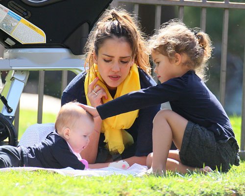 Jessica Alba And Husband Cash Warren With Daughters Honor And Haven At A Park In Los Angeles