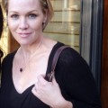 0210 actress Jennie Garth does some shopping at the Grove in Hollywood, CA on March 5, 5011.