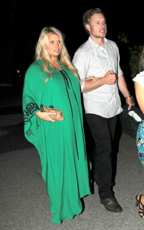  - jessica-simpson-pregnant-51