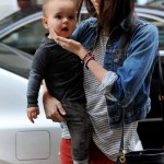 Miranda Kerr & Flynn in NYC (March 17) Miranda Kerr & Flynn in NYC (March 17)