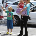 Kingston & Zuma Rossdale Running Errands With Their Nanny
