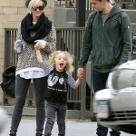 Ashlee Simpson and Vincent Piazza take her son Bronx for a walk in New York City. Ashlee Simpson and Vincent Piazza take her son Bronx for a walk in New York City.