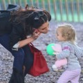 Bethenny Frankel and Jason Hobby have a date with Bryn at the park (Photos) 0502