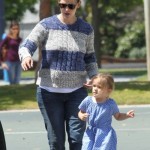 Jennifer Garner and Seraphina enjoy day at the park 0516