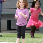 Pregnant Alyson Hannigan spends family time at the park 0504 Pregnant Alyson Hannigan spends family time at the park 0504
