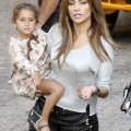 Jennifer Lopez is taking the twins on tour 0503