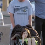 Adam Sandler takes a stroll with his ladies (Photos) 0518 Adam Sandler takes a stroll with his ladies (Photos) 0518