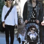 Nicole Richie and Joel Madden with Harlow and Sparrow at the Sydney Zoo in Australia - May 15