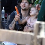 Nicole Richie and Joel Madden with Harlow and Sparrow at the Sydney Zoo in Australia - May 15