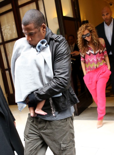 Beyonce And Jay-Z Take Blue Ivy To See The Paris Sights 0605