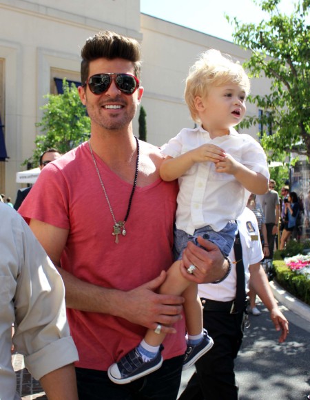 Robin Thicke Mixes Business And Pleasure With Julian 0608