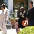 Kim Kardashian Brings Kanye West Out To Lunch With Family 0702