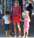 Glum-Faced Heidi Klum Takes Kids Out To Dinner 0710
