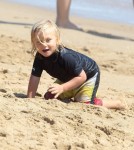 Singer Gwen Stefani and her sons Kingston and Zuma enjoying a day on the beach with friends and family members in Newport Beach, California on August 19, 2012.