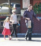 Michelle Williams and boyfriend Jason Segel picking up her daughter Matilda from school in Los Angeles, California on August 27, 2012. Afterwards they all went out to get a treat at KindKreme Organic Ice Cream and Frozen Yogurt in Studio City, California.