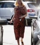 Pregnant “Craft Wars” host Tori Spelling did some grocery shopping at a local Gelson’s Market in Los Angeles, California on August 19, 2012 with out make up. She is expecting her fourth child later this year.