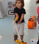Kourtney Kardashian and Mason Disick shopping in Miami