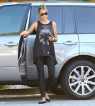 Heidi Klum picks up her daughter Lou from school on September 19, 2012 in Brentwood, California.