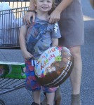 Amy Poehler takes her boys Abel and Archie to get groceries and birthday balloons at Bristol Farms in Beverly Hills CA, on September 1st, 2012.