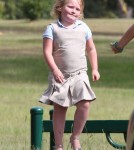 Reality TV star Alana Thompson aka 'Honey Boo Boo' wears heels while swinging at the with her sisters Jessica
