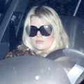 jessica-simpson-at-the-gym-losing-weight
