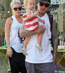 Pink and her husband Carey Hart take their daughter Willow out for lunch at the Les 400 Coups Restaurant before spending the rest of the day walking through the Luxembourg Gardens in Paris, France on September 9, 2012.