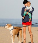 Selma Blair and son Arthur Bleick enjoyed a walk and beach in Santa Monica, CA on September 1st, 2012.